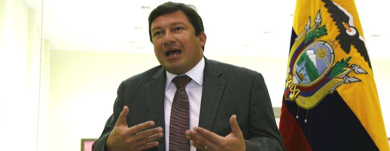 César Navas, ministro del Interior confirmó que Rafael Correa cuenta con un equipo de seguridad del Servicio de Protección Presidencial pero no contará con un servicio especial