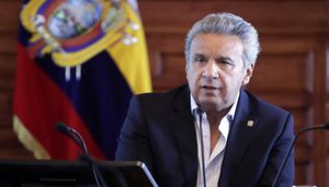  Lenín Moreno emitió el Decreto Ejecutivo 210 que establece la exoneración del anticipo del impuesto a la renta IR