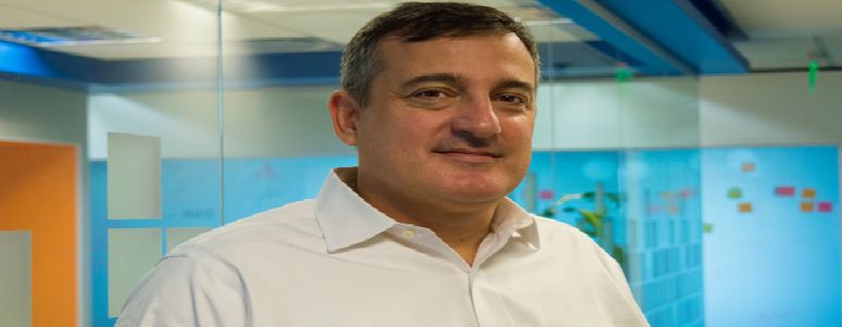Gonzalo Escajadillo como nuevo gerente general de la compañía en Sudamérica IBM