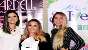  Eliane Sandri, artista brasileña de maquillaje internacional y brindó ocho horas de técnicas en boga