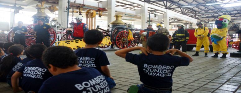 Benemérito Cuerpo de Bomberos de Guayaquil organiza el curso vacacional “Bomberos Junior”