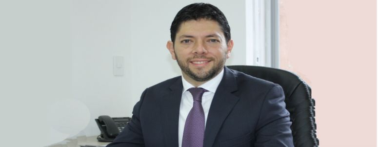 Adrián Ordóñez como gerente general de Coface Ecuado