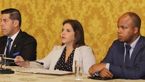 Alejandra Vicuña, y el ministro de Trabajo, Raúl Ledesma, presentaron Política Nacional de Empleo