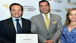 Seguros Equinoccial recibe reconocimiento por su programa de teletrabajo