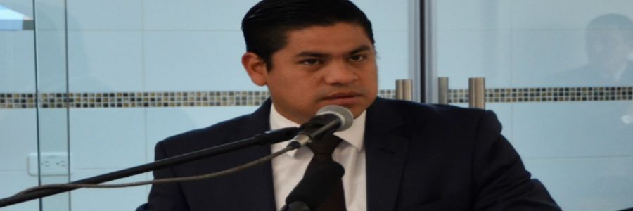 Ministro de Miduvi, confirmó que el gobierno no planteará un nuevo proyecto de ley