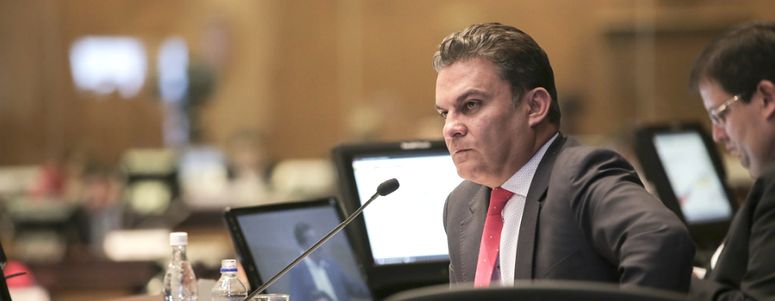 Asamblea Nacional definirá si ratifica o no su confianza en el titular de la Legislatura, José Serrano
