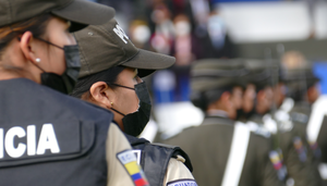 Policía
