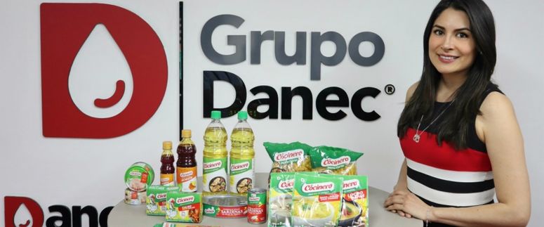 GRUPO DANEC Y EL COCINERO